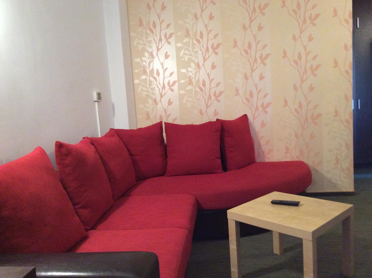 Hotel Kilometrul Zero Dragasani Ngoại thất bức ảnh